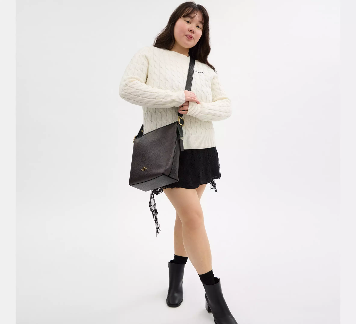 COACH | Val Duffle Bag In Signature Canvas in Gold/Walnut/Black
